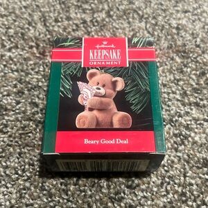1999 vintage hallmark keepsake ornament “beary good deal”